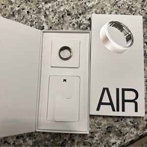 New Ultrahuman Air Gold Ring Size 8